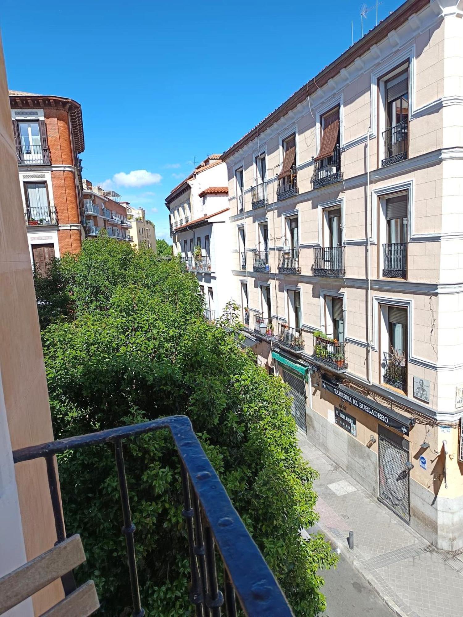 Vacavic Plaza Mayor Apartament Madrid Exterior photo